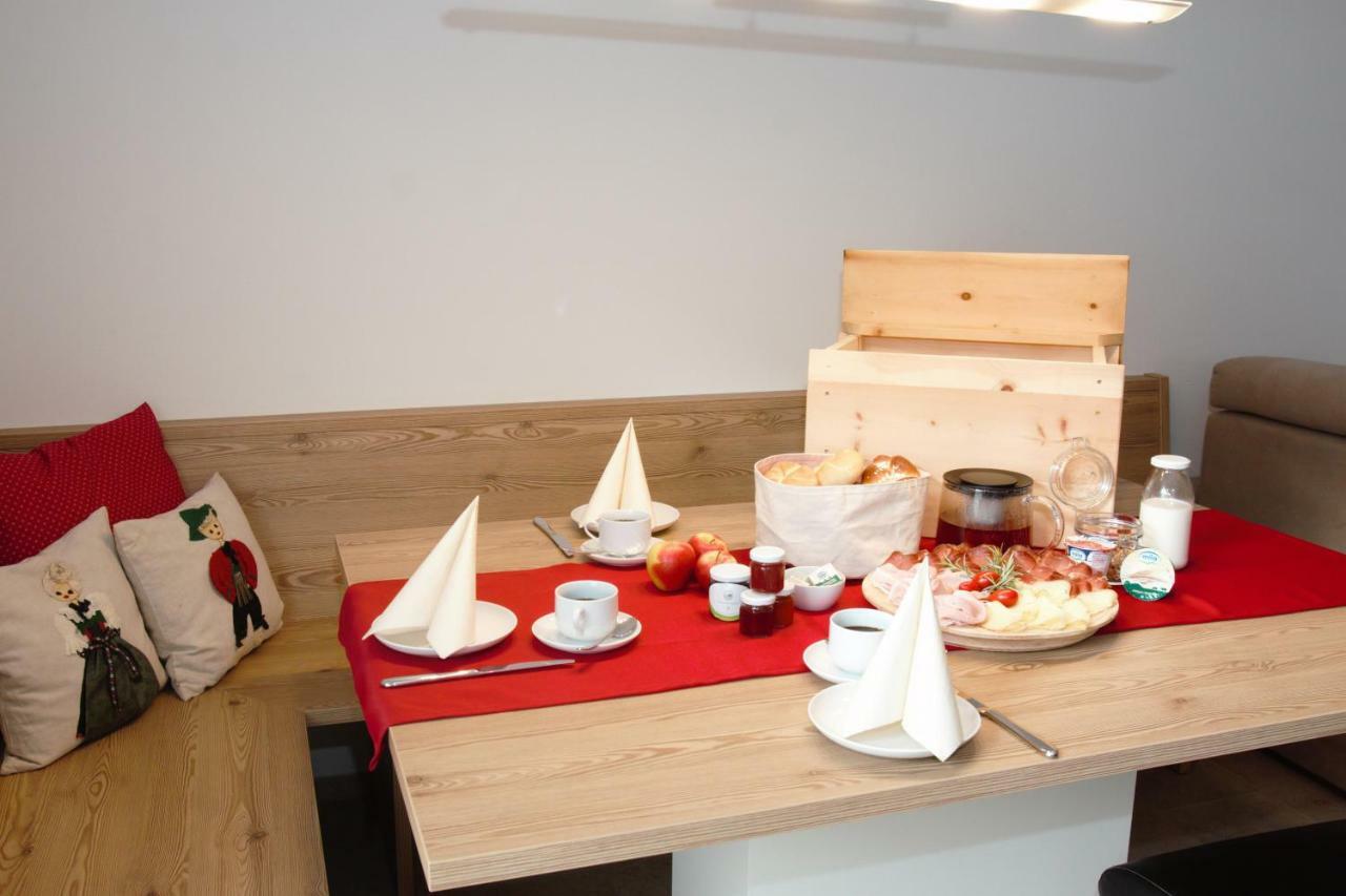 Schweinsteghof Urlaub Auf Dem Bauernhof Apartment Sarentino Bagian luar foto
